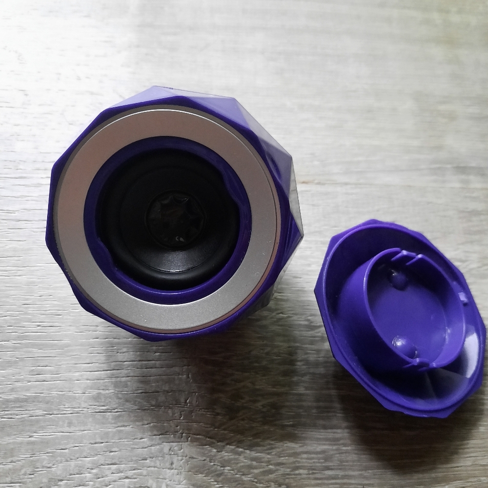 Mini bluetooth stereo